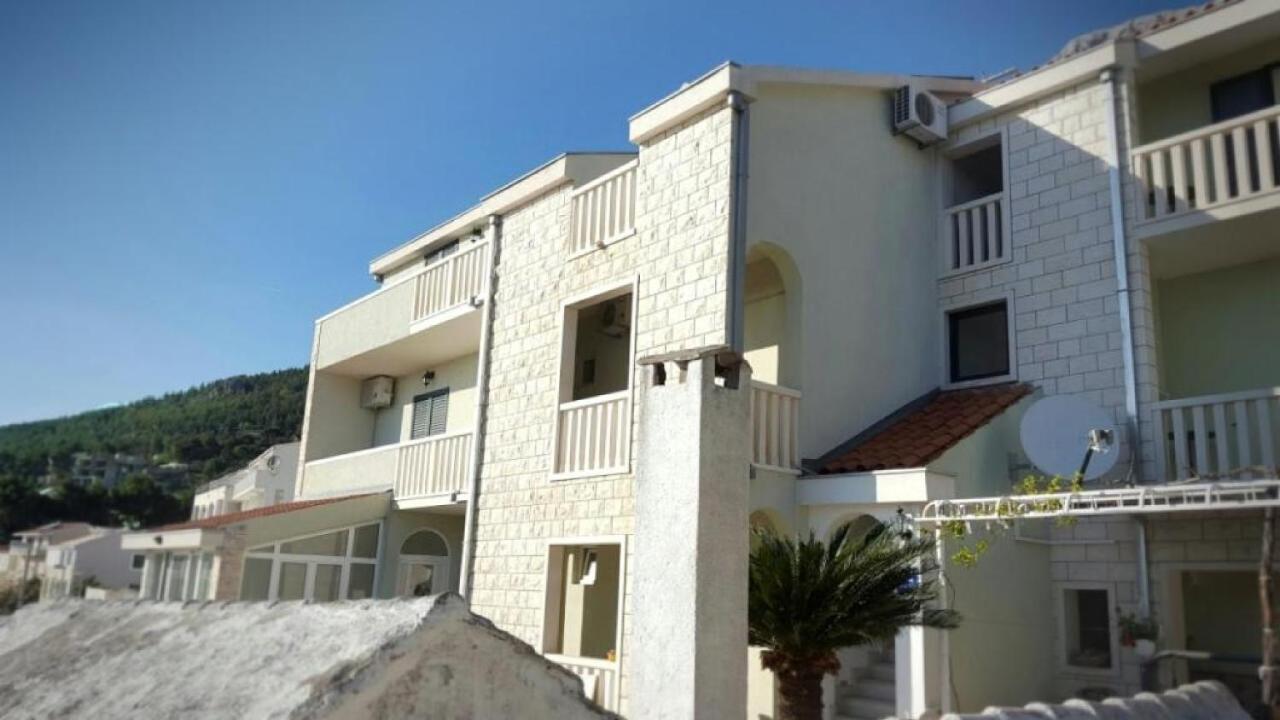 Apartments Angela Baška Voda Cameră foto
