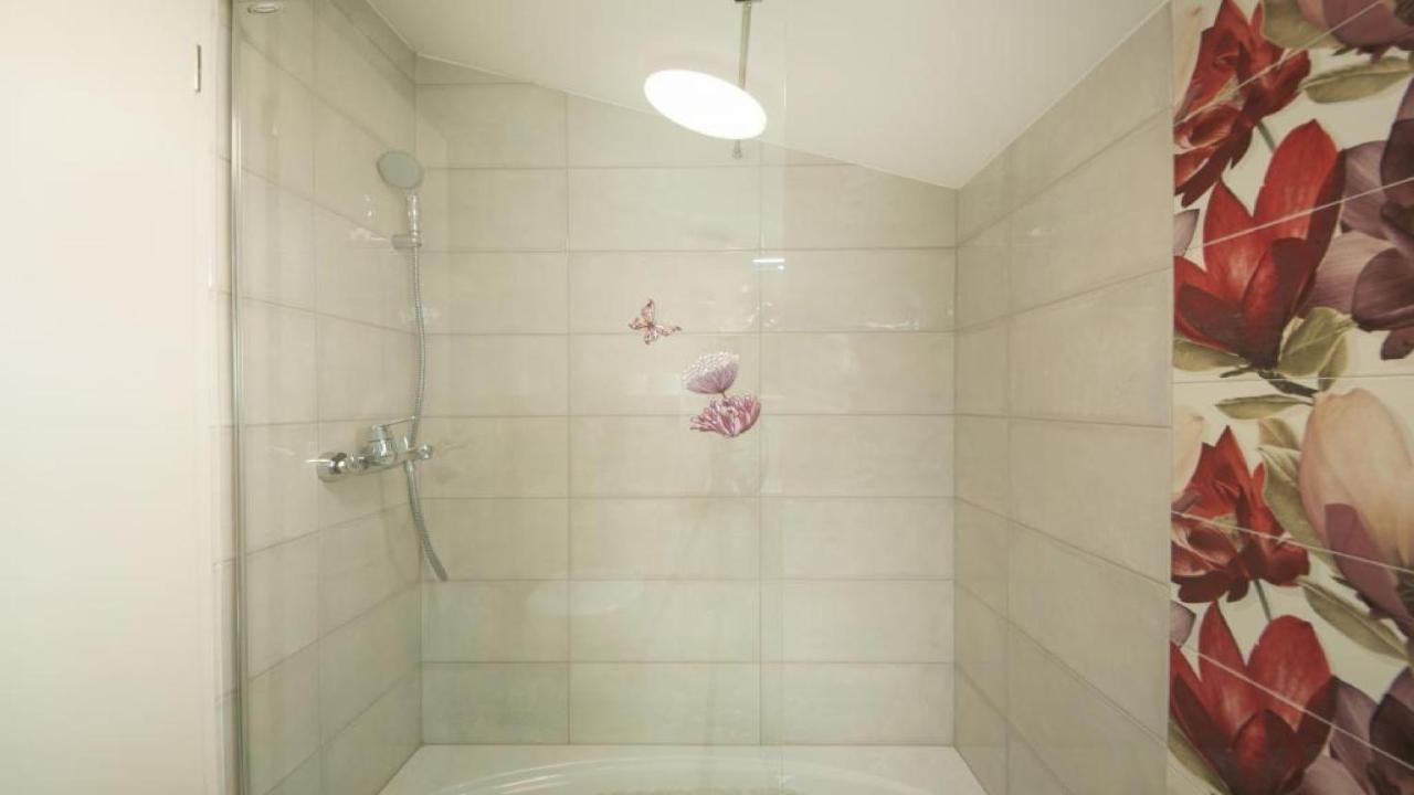 Apartments Angela Baška Voda Cameră foto